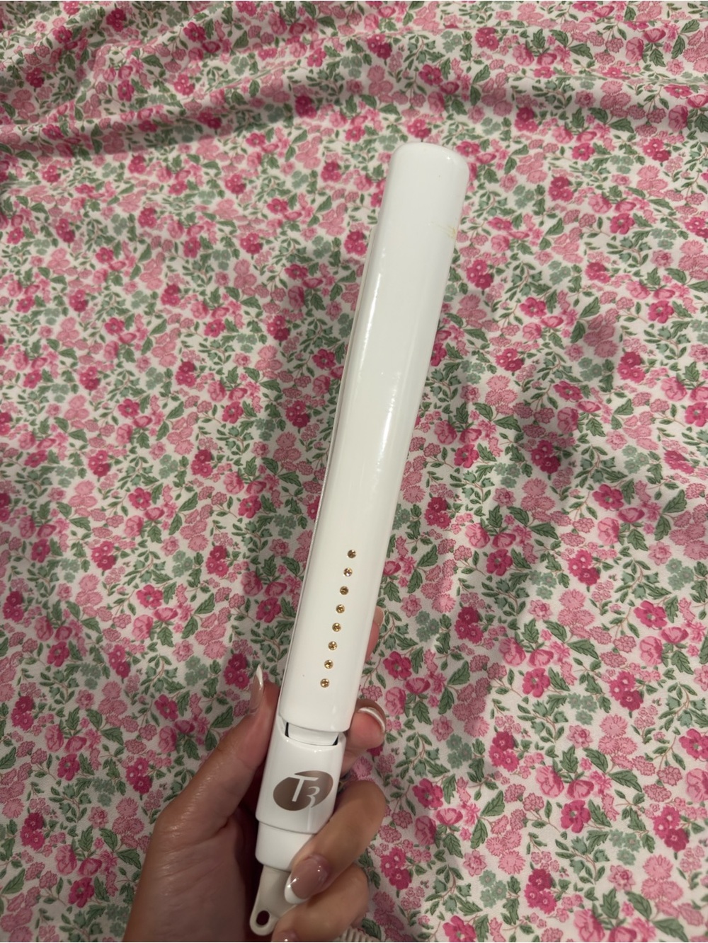T3 White Hair Straightener / Flat Iron